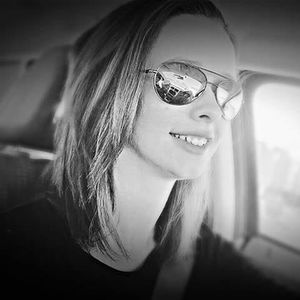 Meet your Posher, Deanna